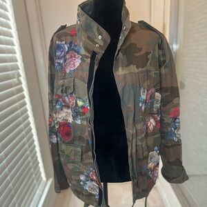 Floral Camouflage Women's Jacket